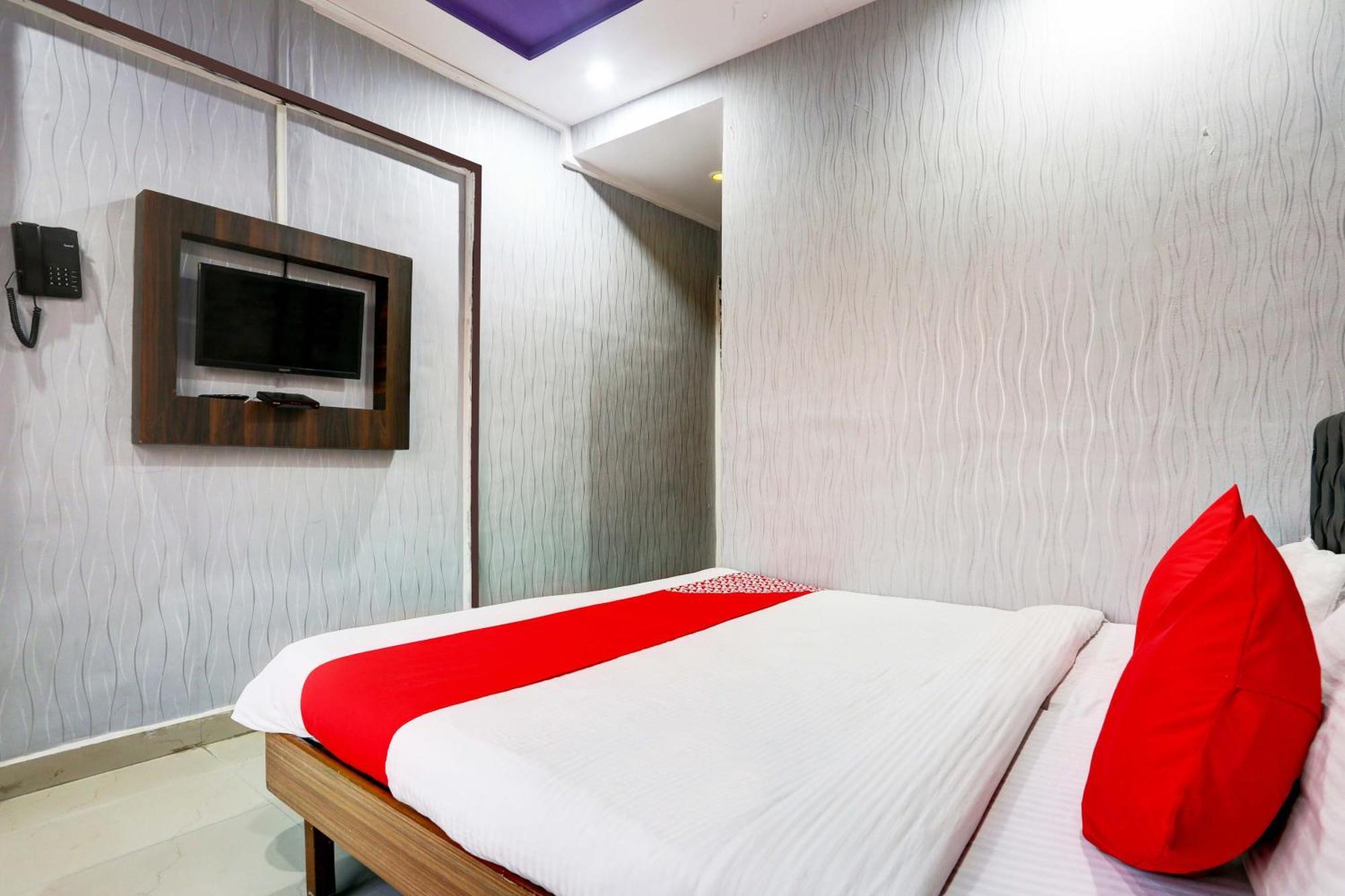 Super Hotel O Yatri Yadgar Navi Mumbai Exterior foto